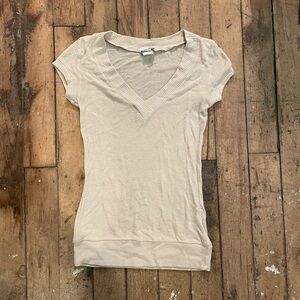 Body Central Beige Short Sleeve V-Neck Top